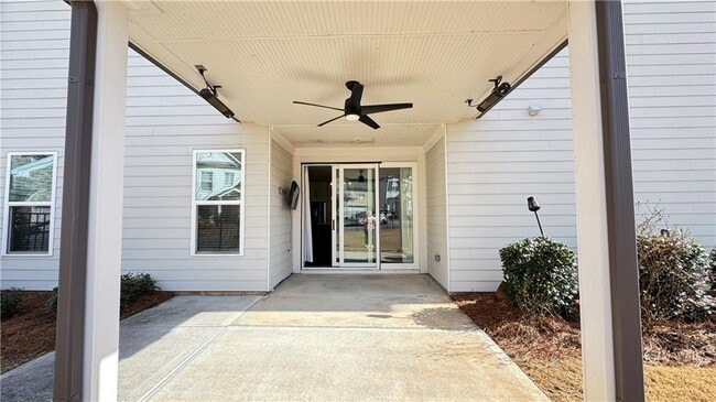 Building Photo - 750 Fieldcrest Park Ln