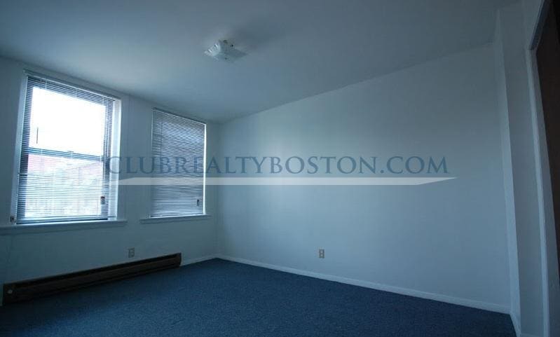 Building Photo - 410 Market St