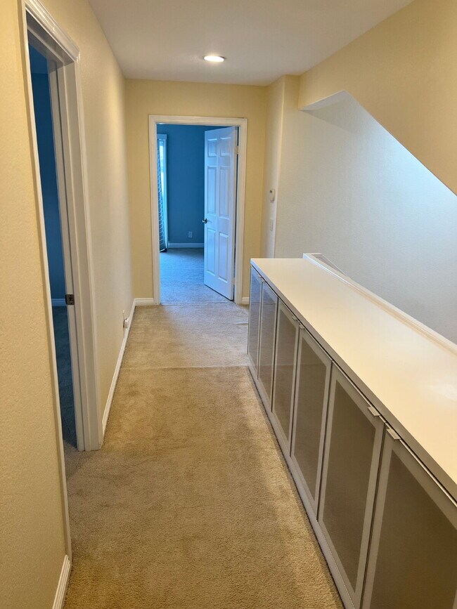 Building Photo - $4,500 - 4 Bed / 3 Bath House in Rancho Del Rey