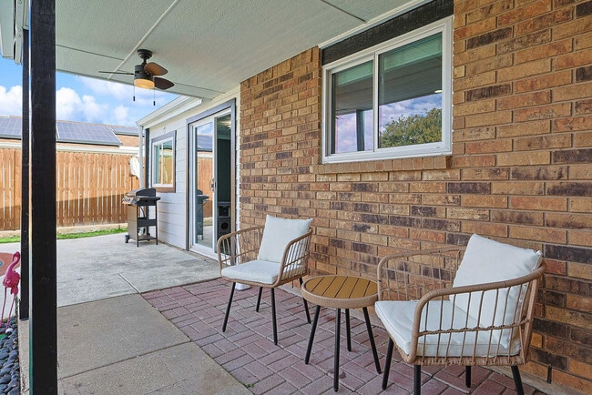 Building Photo - 5632 Terry St