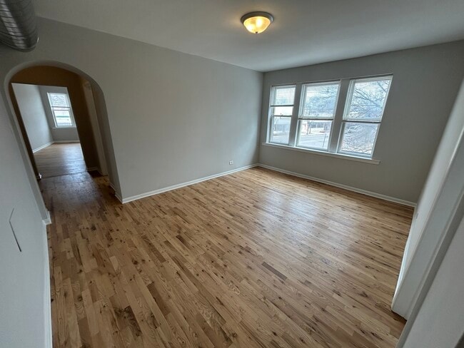 Building Photo - 7153 W Grand Ave