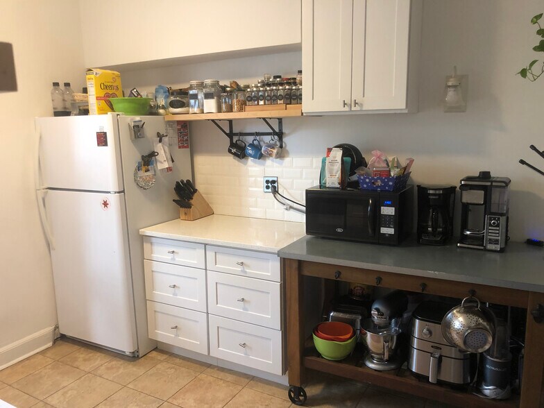 Building Photo - 314 Larchmont Acres