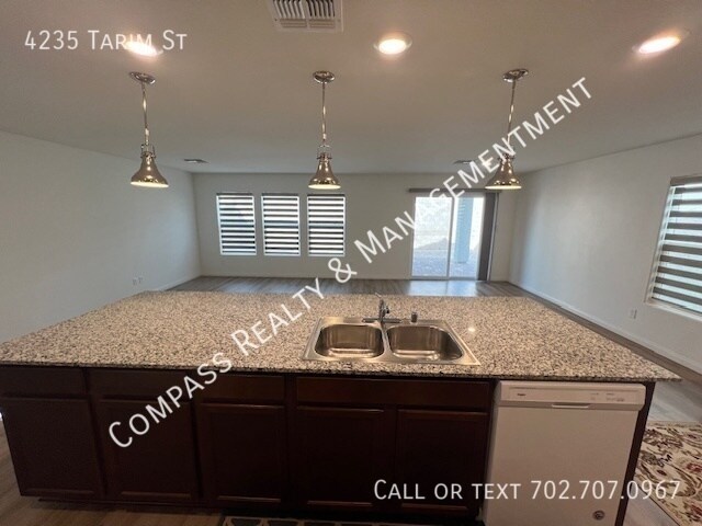 Building Photo - 4235 Tarim St