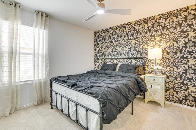 Building Photo - 1759 Round House Ln