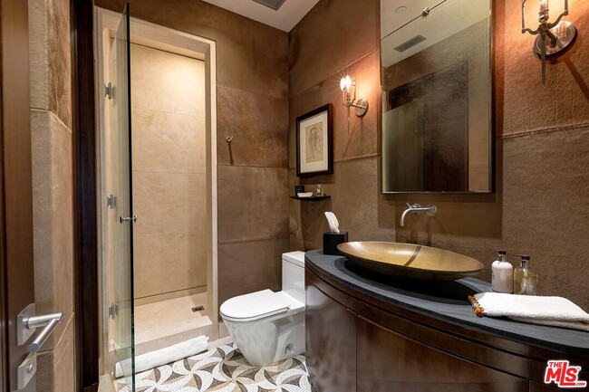 Building Photo - 88 Emerald Bay