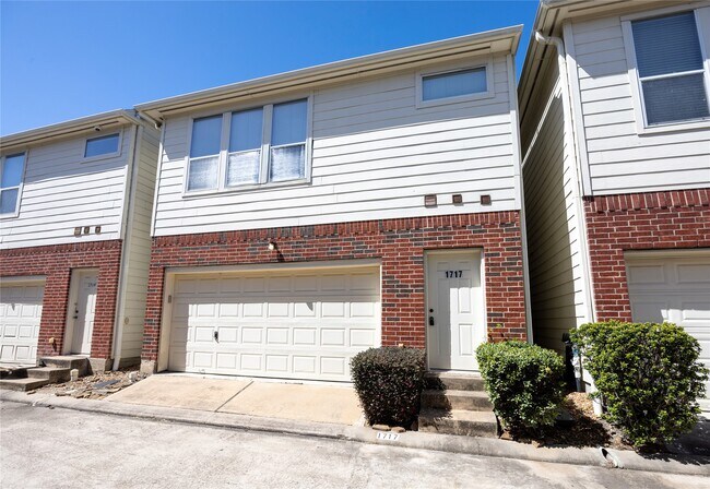 Building Photo - 1717 Aden Mist Dr