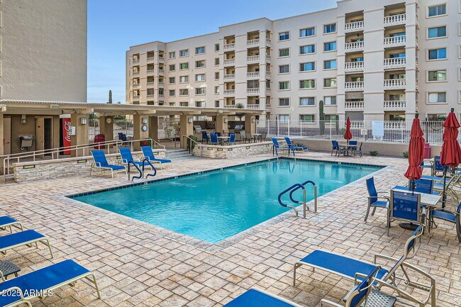 Building Photo - 7970 E Camelback Rd