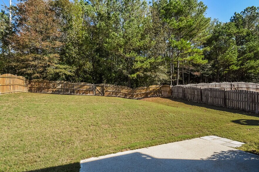 Building Photo - 217 E Skyline View