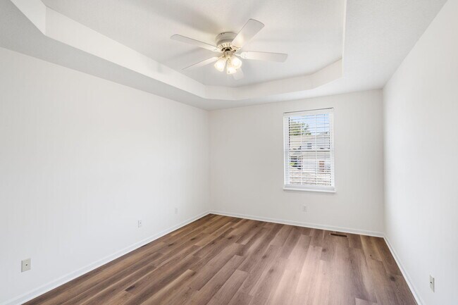 Building Photo - 5003 Betty Jean Way