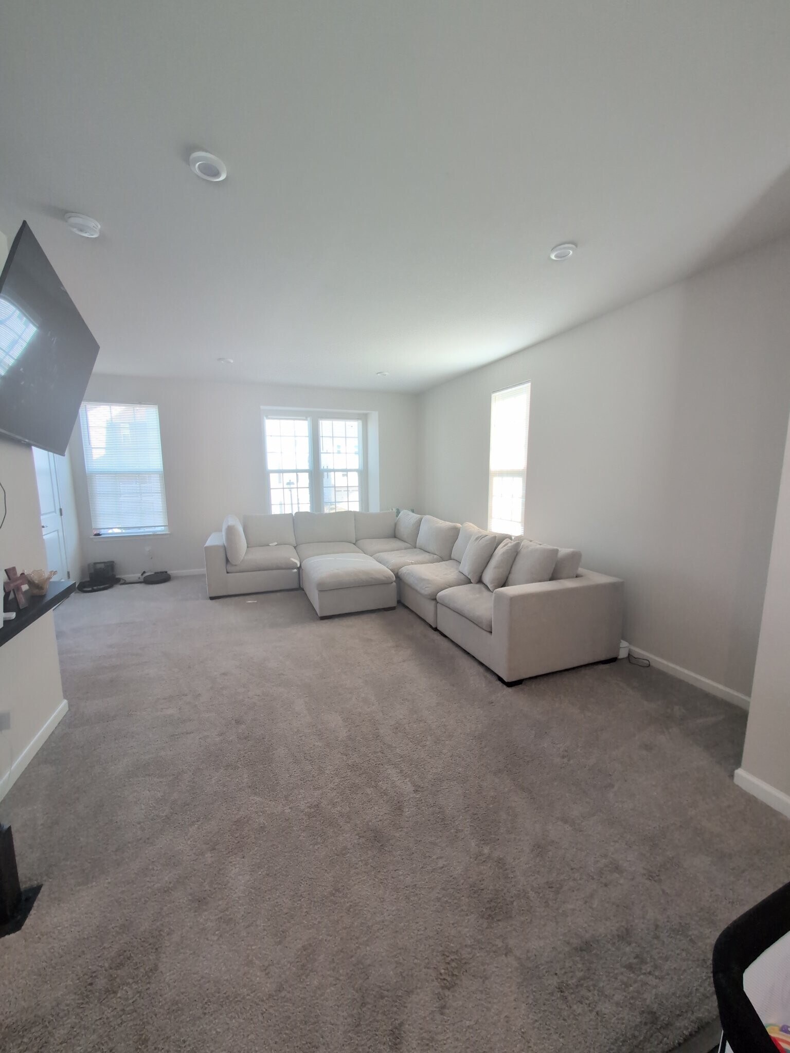 Building Photo - 4138 Riverside Dr