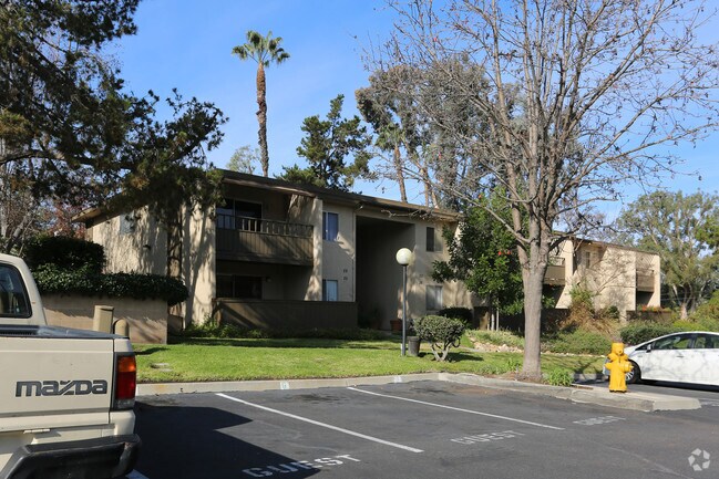 Building Photo - Brierwood Apartments
