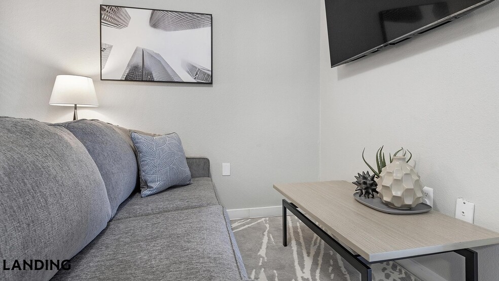 Building Photo - 130 Camino De Oro