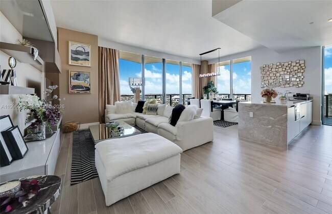 Building Photo - 1300 S Miami Ave