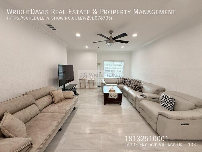 Building Photo - 16303 Enclave Village Dr