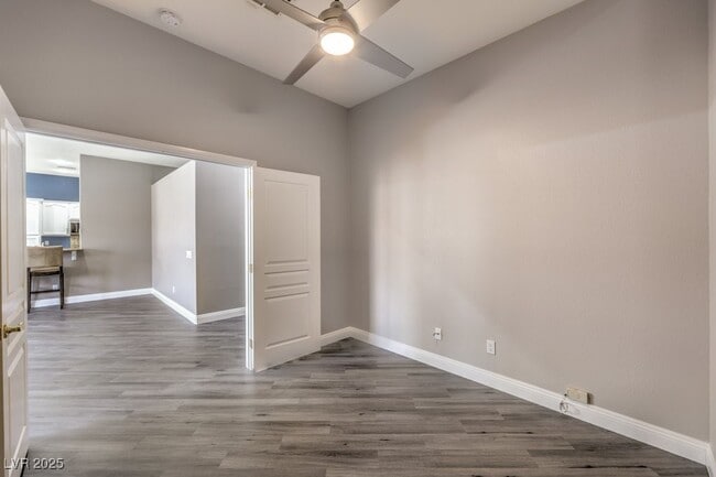 Building Photo - 10575 Regal Stallion Ave