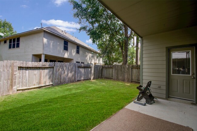 Building Photo - 115 W Burberry Cir