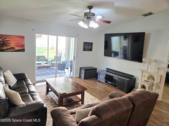Building Photo - 2317 Deercroft Dr