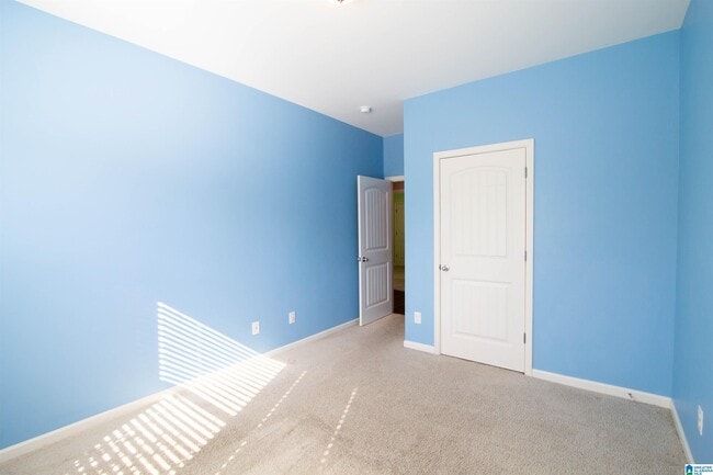 Building Photo - 1068 Aronimink Dr