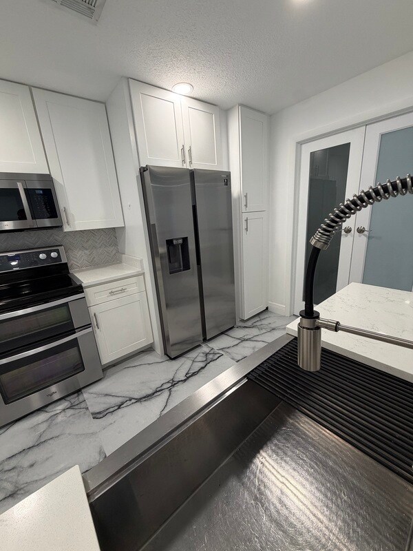 Building Photo - 8212 Citrus Chase Dr