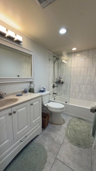 Building Photo - 777 S Federal Hwy