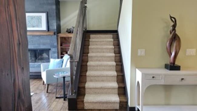 Building Photo - Gorgeous 4 Bedroom Home on Awbrey Butte!