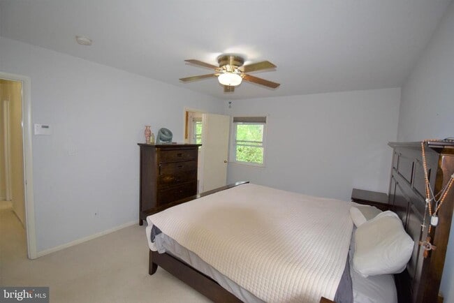 Building Photo - 8519 Wagon Wheel Rd