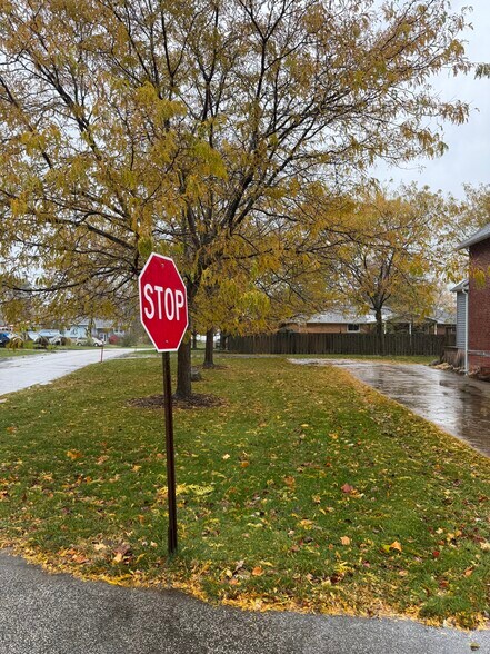 Building Photo - 3062 Laird Ave