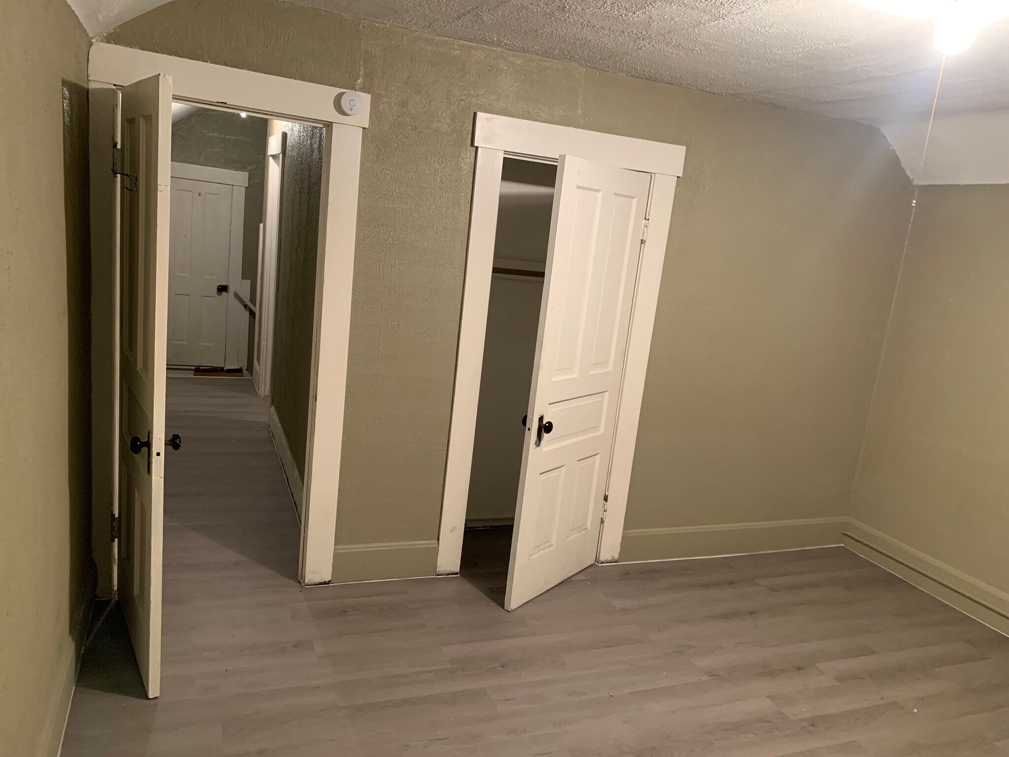 Building Photo - 2207 Glen Ct