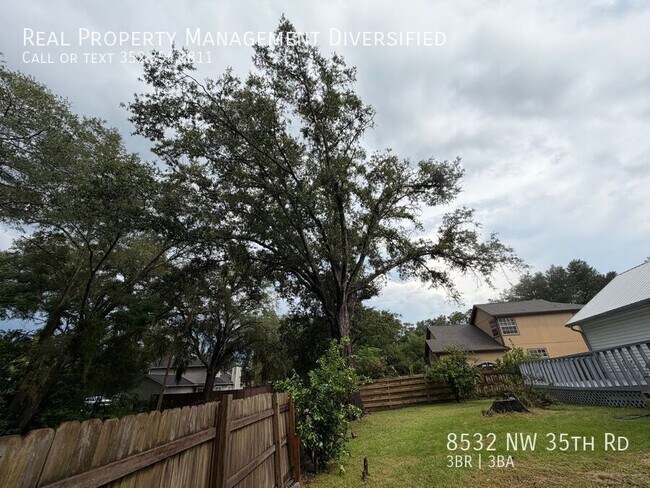 Building Photo - 8532 NW 35 Rd