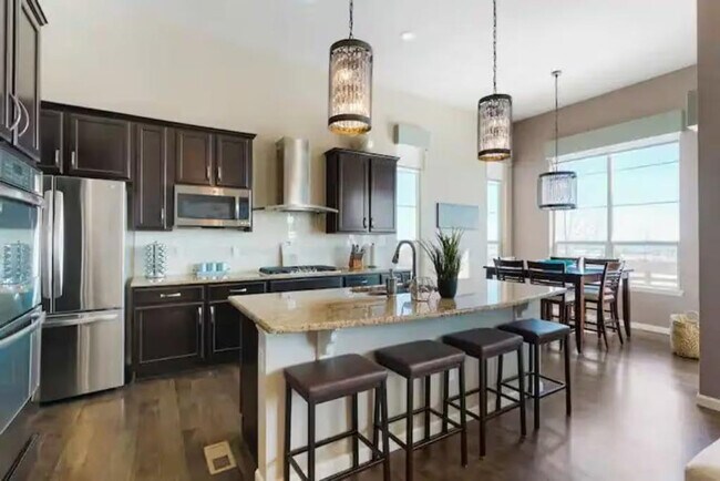 Building Photo - 9412 Joyce Way