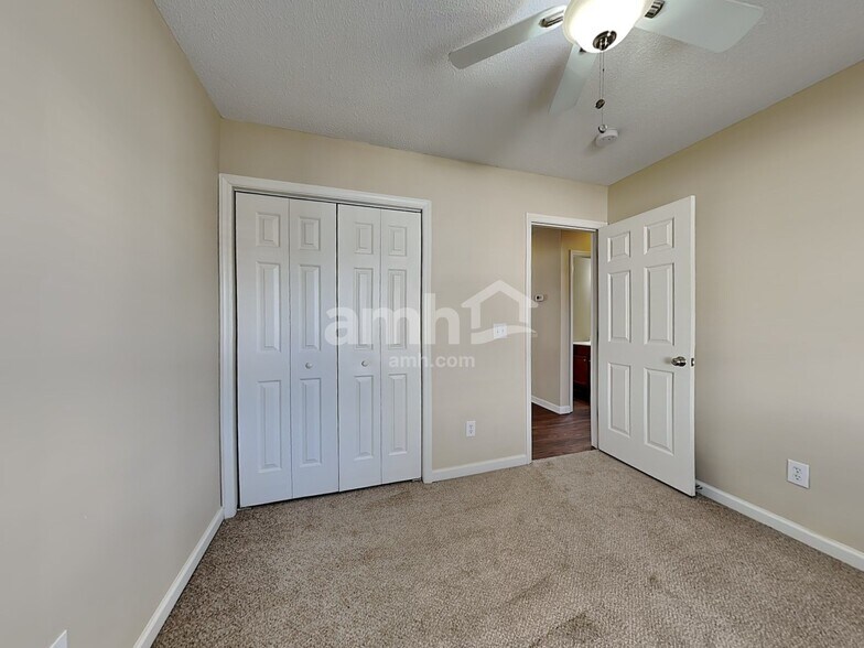 Building Photo - 4952 Lighthouse Ct