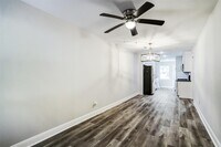 Building Photo - 4127 Delhi St