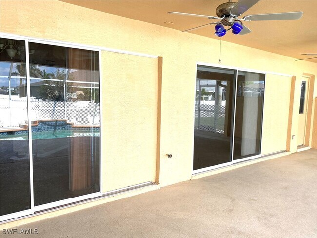 Building Photo - 1733 SW 40th Terrace