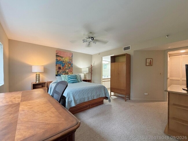 Building Photo - 337 Oak Harbour Dr