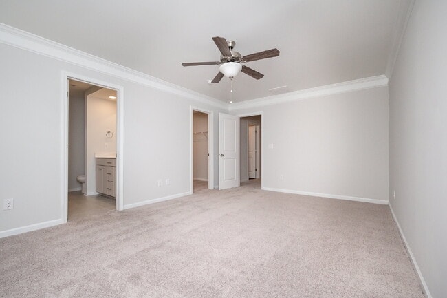 Building Photo - Elegant 3-Bedroom, 2.5-Bath Townhome with Modern Finishes ($1950/mo rent***)