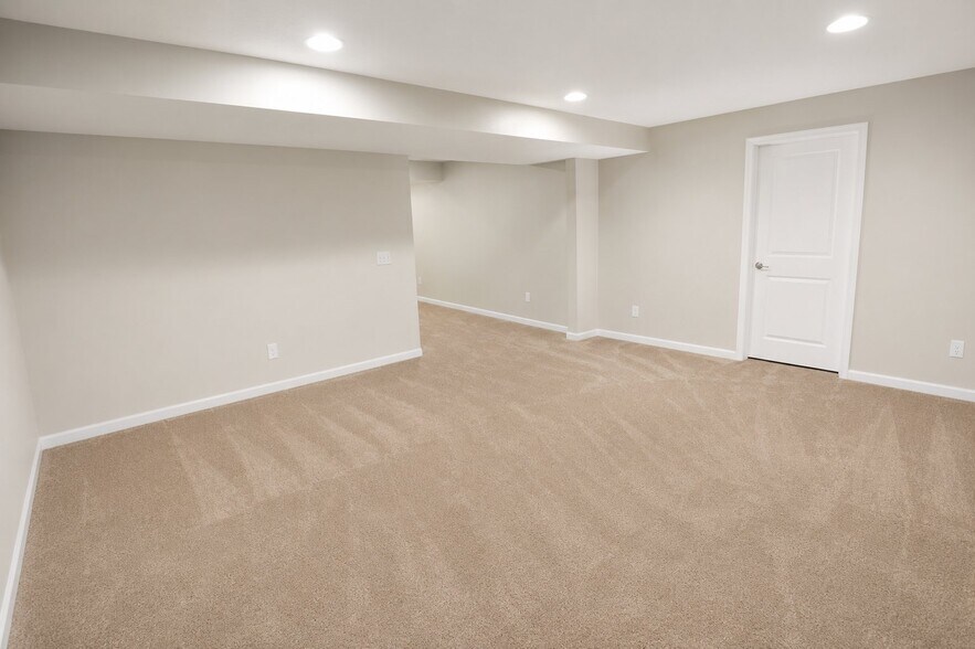 Building Photo - 9480 Woodbine Way