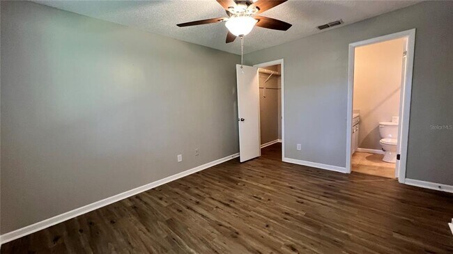 Building Photo - 632 Pavare Ct