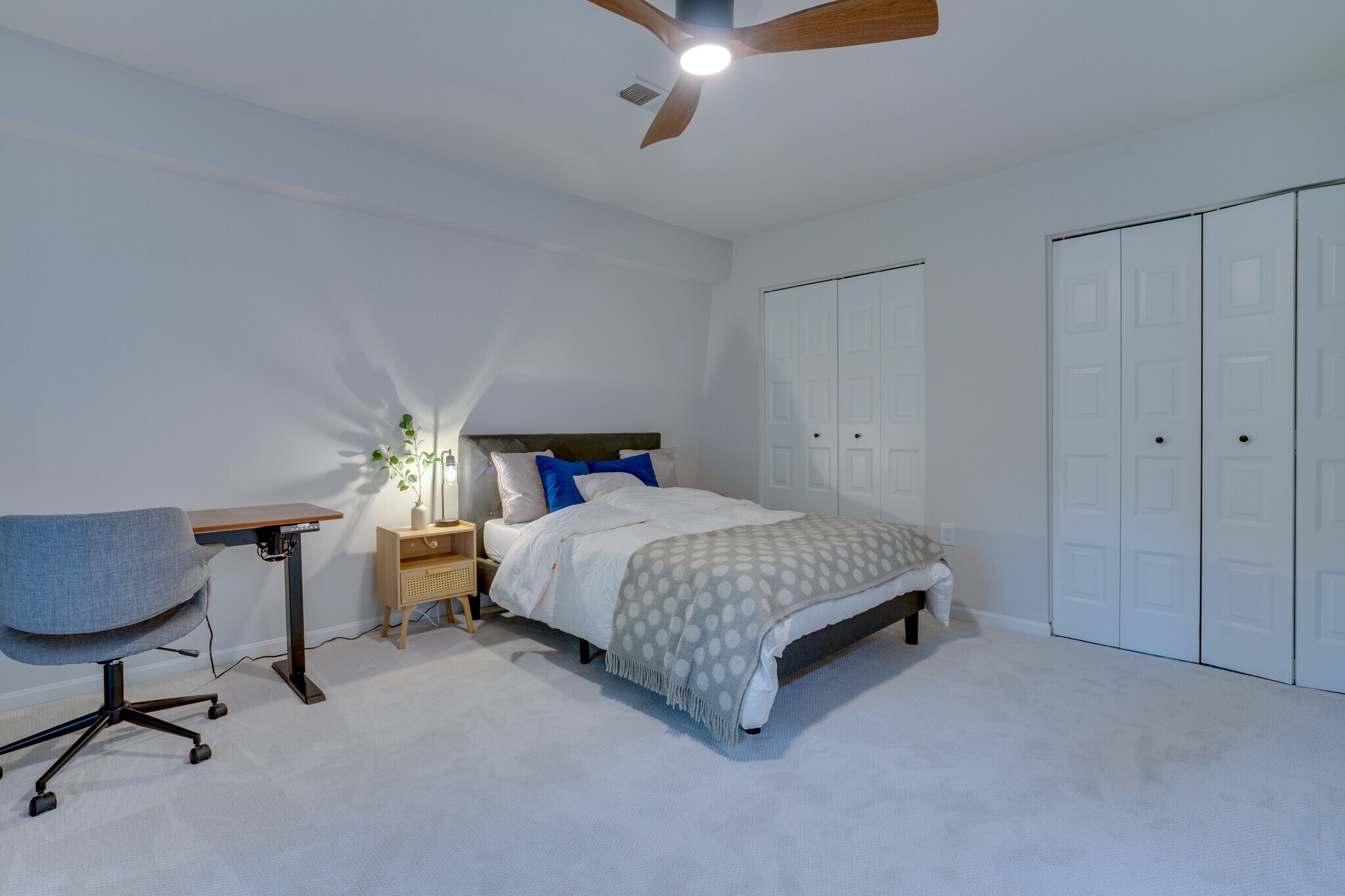 Room 3 - 7917 Schuyler Ct