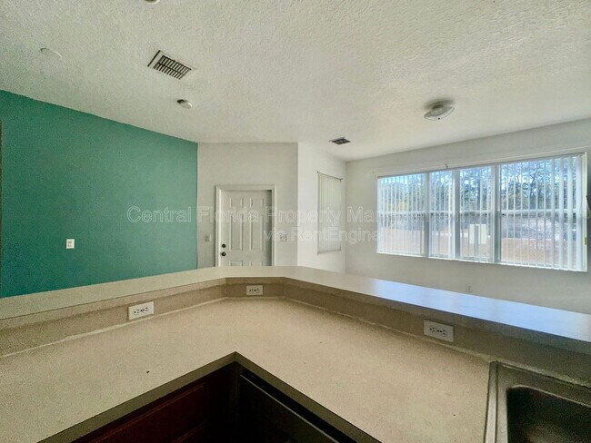 Building Photo - 4304 Paradise Cove Ct