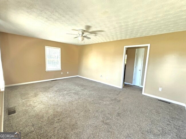 Building Photo - 321 Thomas Dorsey Dr