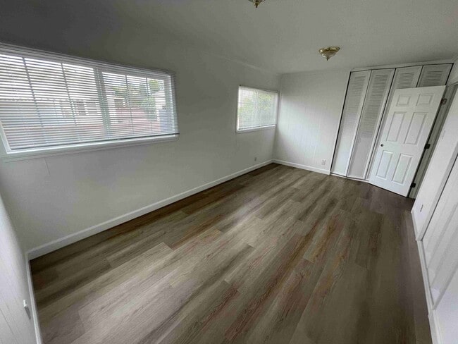 Building Photo - BEST VALUE IN SHERMAN OAKS!