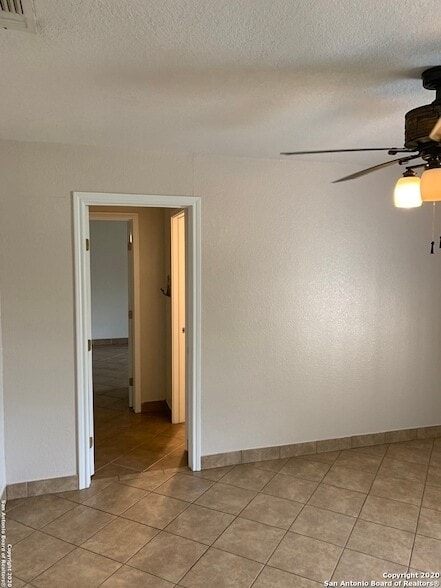 Building Photo - 1750 W Craig Pl