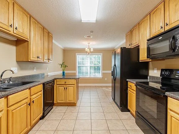 Building Photo - 4088 Haydens Way