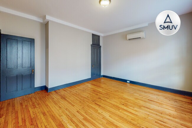 Building Photo - 24 E Madison St