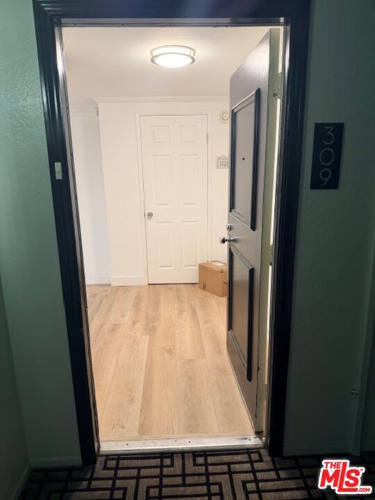 Building Photo - 1515 S Beverly Dr