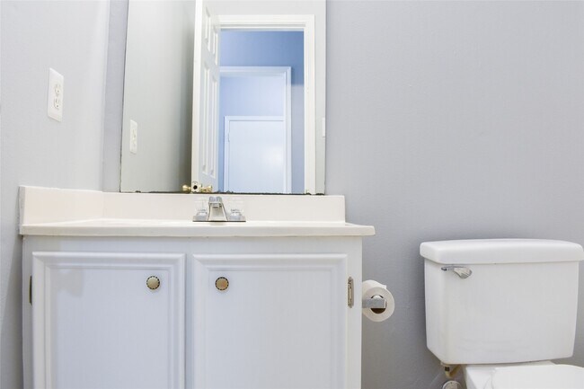 Building Photo - 1006 Addison Park Ln