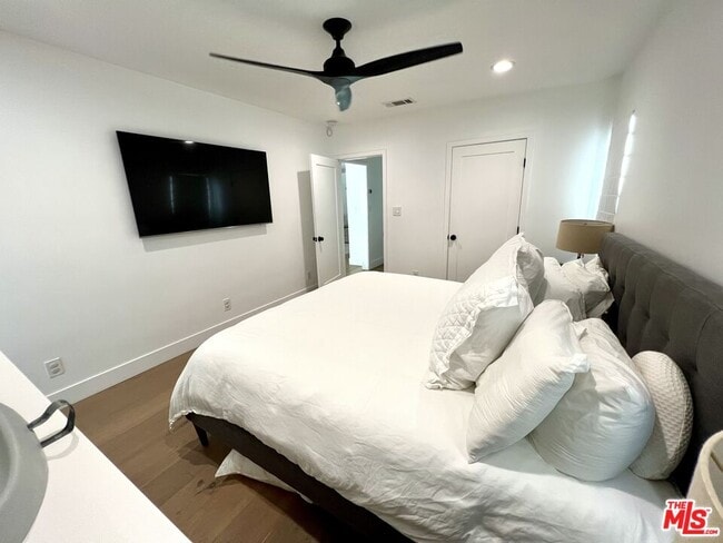 Building Photo - 4321 Greenbush Ave