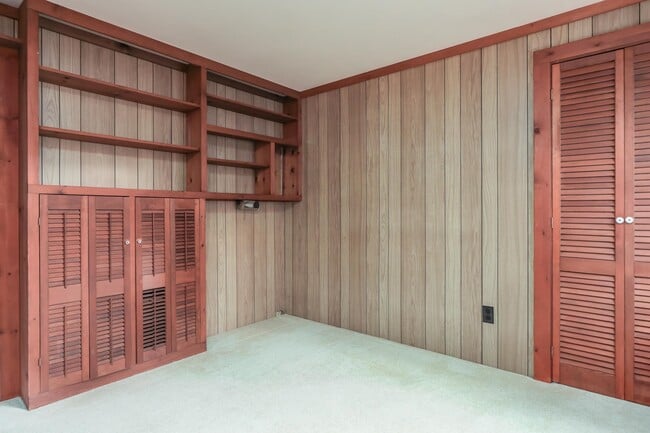 Building Photo - 7 Howards Grove Rd