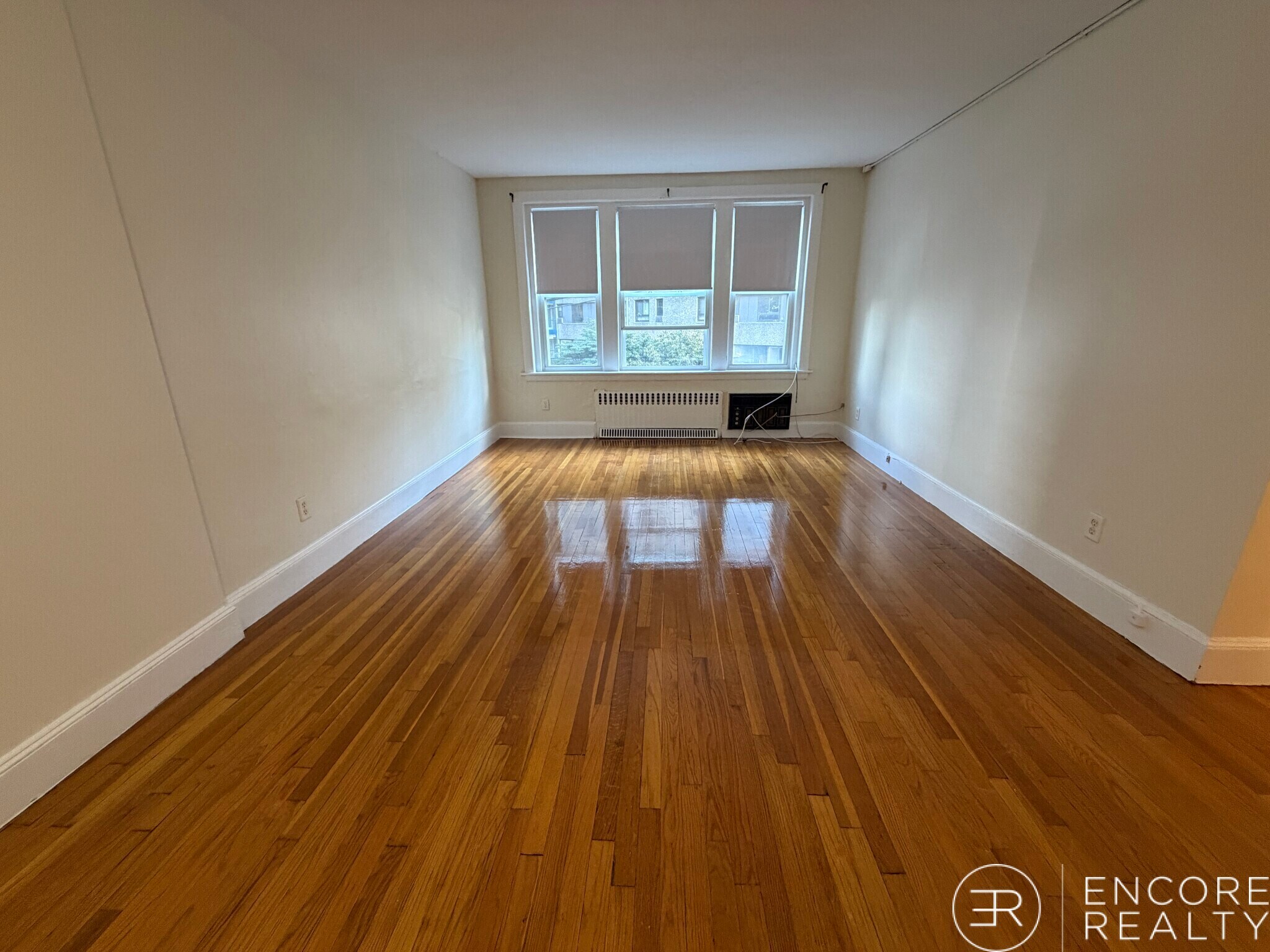 Building Photo - 48 Lancaster Ter