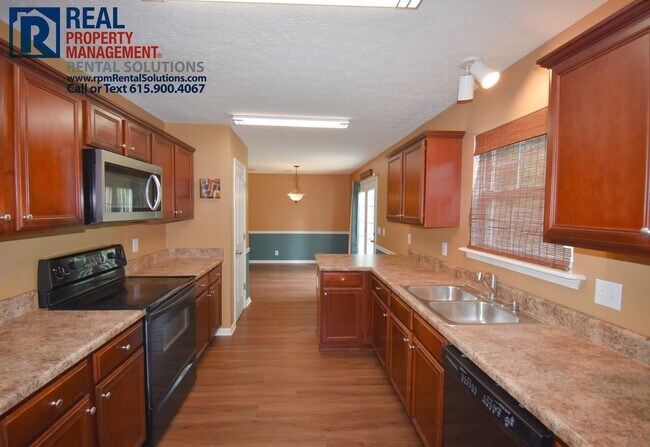 Building Photo - Wonderful 3BR home in Murfreesboro! Zoned for new Poplar Hill Elementary/Middle!